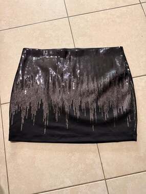 Express Black Sequin Drip Pattern Mini Skirt XL